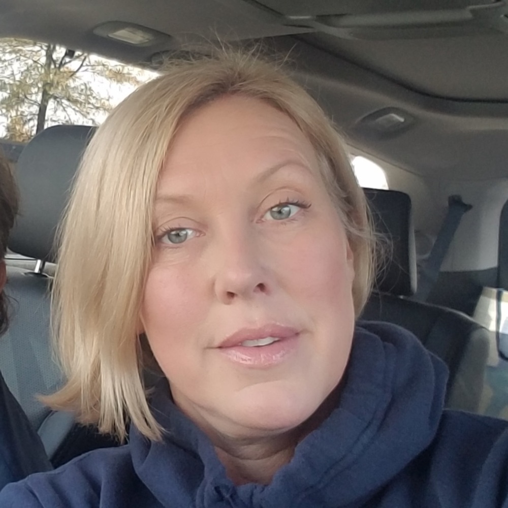 Meet your Posher, Crystie